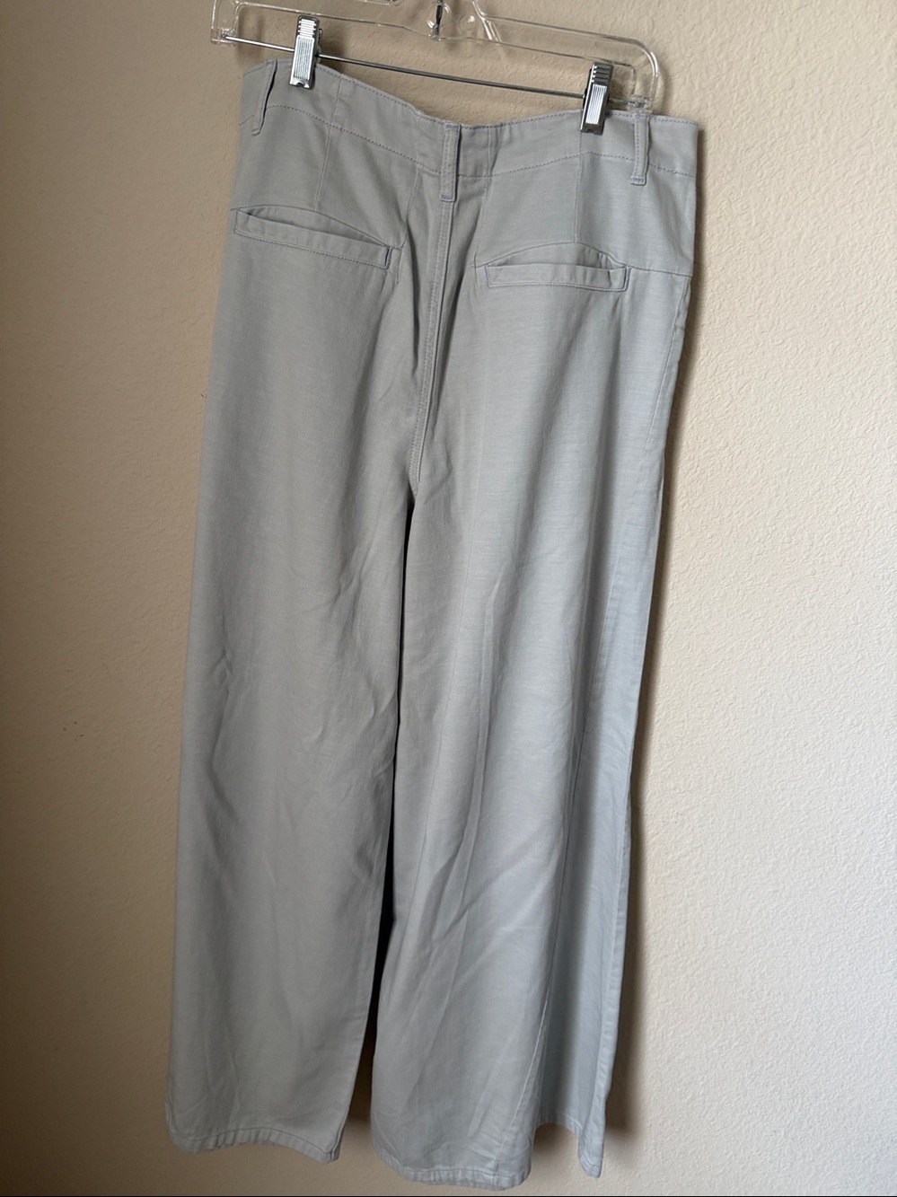Free People wide Leg Pants. Light grey NEW w o tags . Size 8 ( 32 waist ) - Picture 6 of 8
